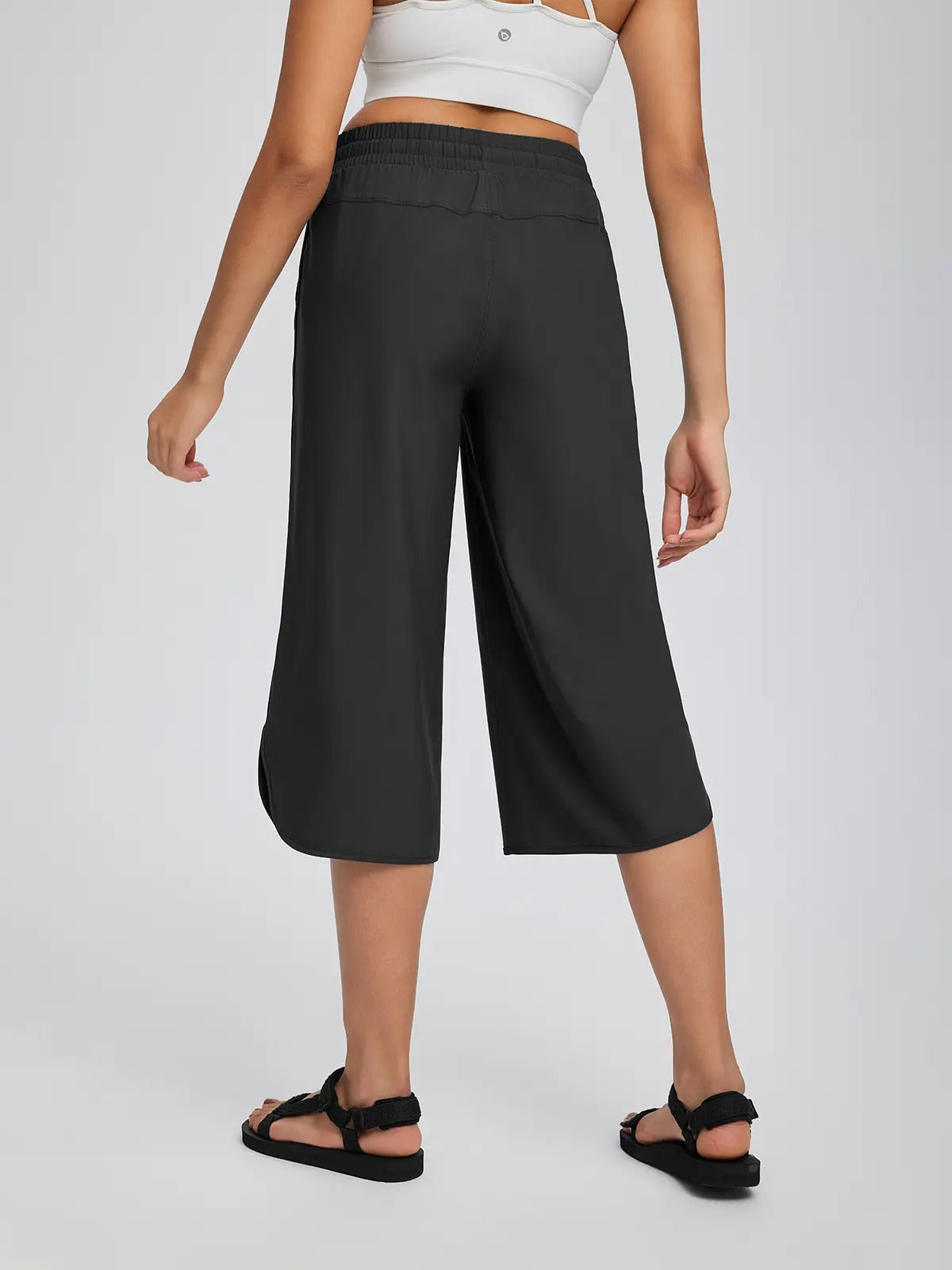 Women's High Waist 20" Wide Leg Capri Pants UPF 50+ Quick Dry Tummy Control Casual Lounge Pants with Deep Pockets