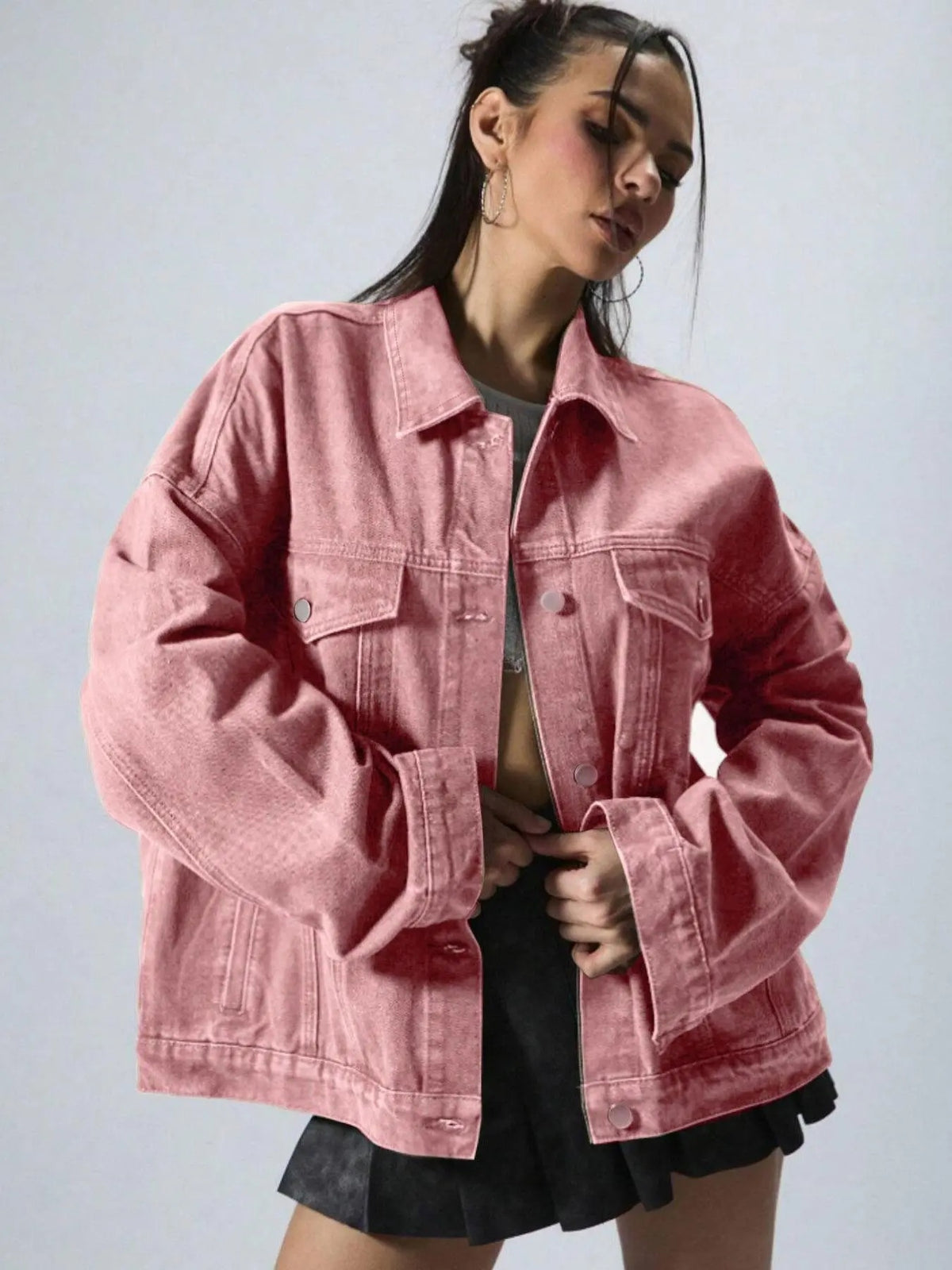 Women's Basic Button Front Denim Jacket Casual Collared Long Sleeve Drop Shoulder Fitted Outerwear with Pockets