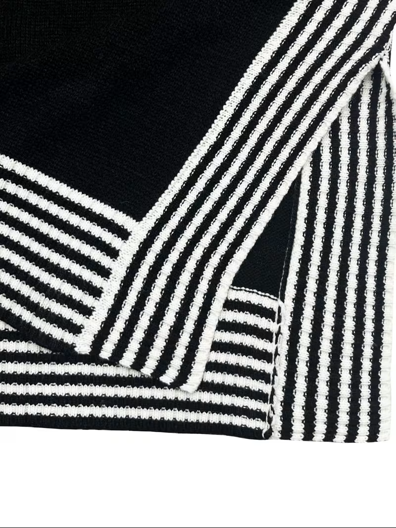 Women's Striped Patchwork Print Batwing Sleeve Split Hem Sweater