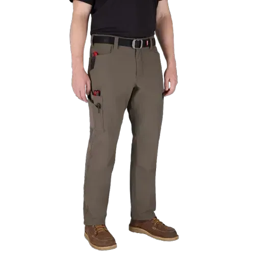 Men's FREEFLEX Tech-Fabric Multi-Pocket Cargo Pants