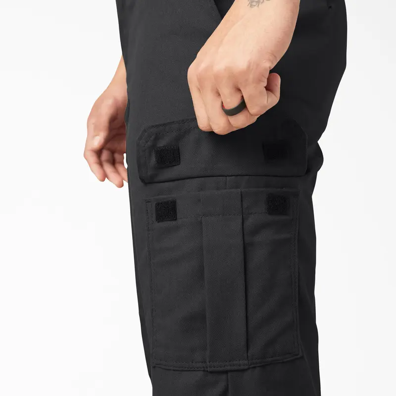 Men's Flex Cargo Pants – Regular Fit Straight Leg with Expandable Pockets