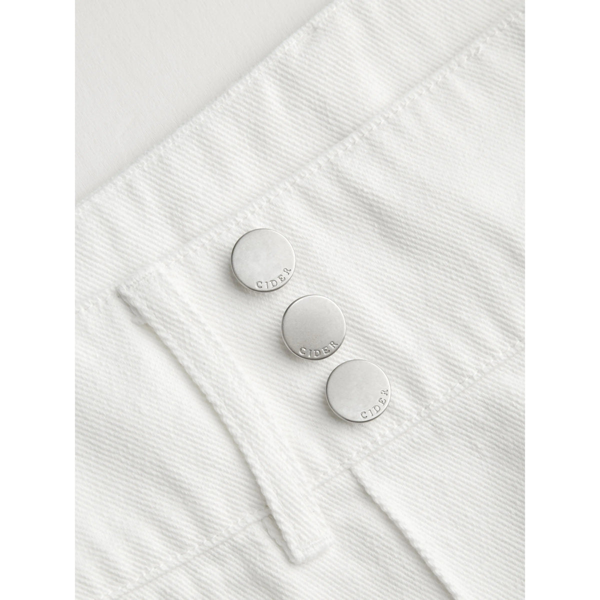 Denim Low Rise Baggy Jeans - Fitted Minimalist Trouser