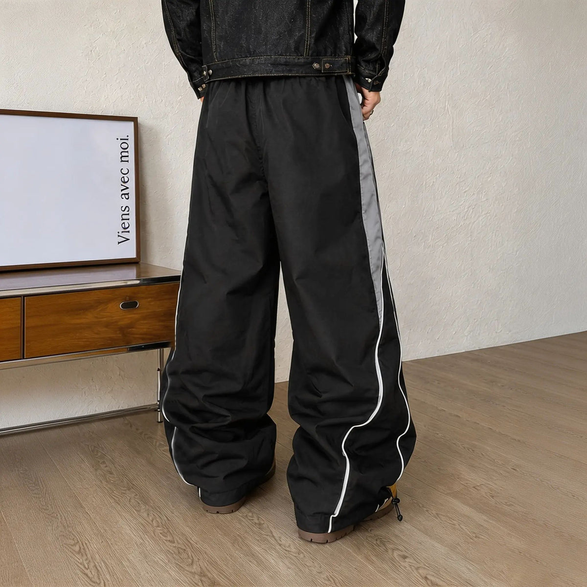 Men's high street style contrasting color splicing side striped tied wide-leg pants
