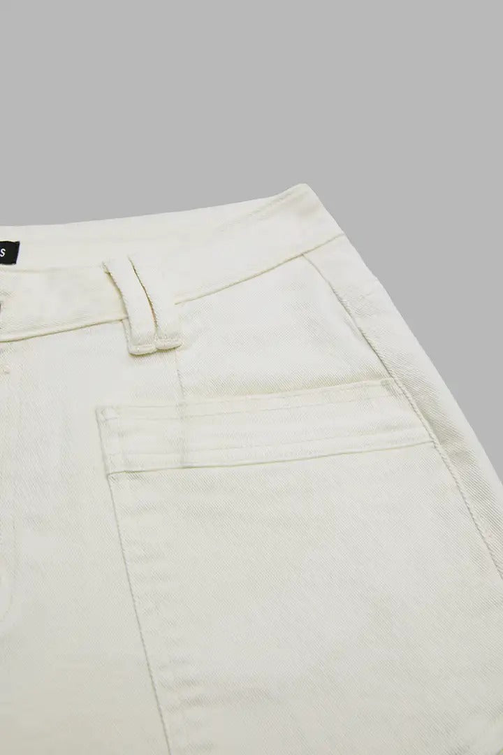🔥 LETZTER VERKAUFSTAG – Gerade geschnittene Hose mit Ziernähten, aufgesetzten Taschen und mittelhohem Bund