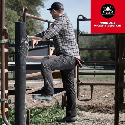 Men's FREEFLEX Tech-Fabric Multi-Pocket Cargo Pants