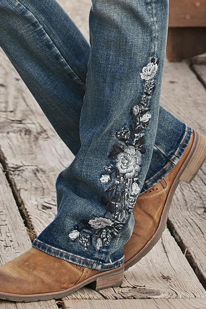 Mid-waist bootcut jeans with floral embroidery